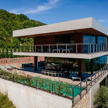 Willa Sensational Istria Scenice Platinium 5 Bedrooms Stunning Sea Views Sauna And Gym *
