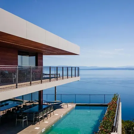 Willa Sensational Istria Scenice Platinium 5 Bedrooms Stunning Sea Views Sauna And Gym Opatija
