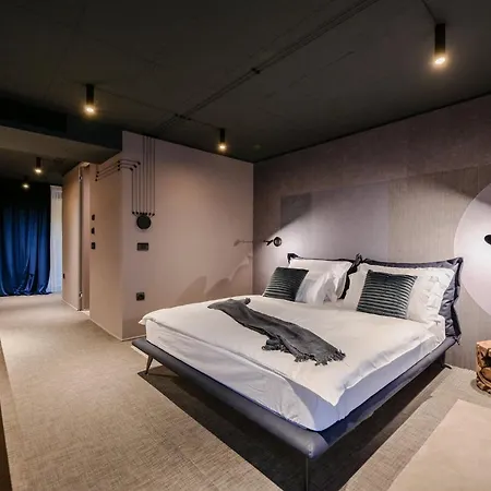 Sensational Istria Scenice Platinium 5 Bedrooms Stunning Sea Views Sauna And Gym Willa Opatija