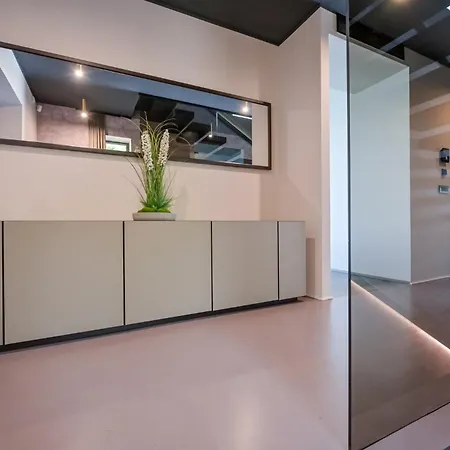 Sensational Istria Scenice Platinium 5 Bedrooms Sea Views * 奥帕提亚